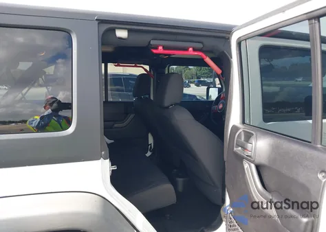 2016 Jeep Wrangler Unlimited Sport z USA, uszkodzony, nr VIN 1C4BJWDG0GL175812